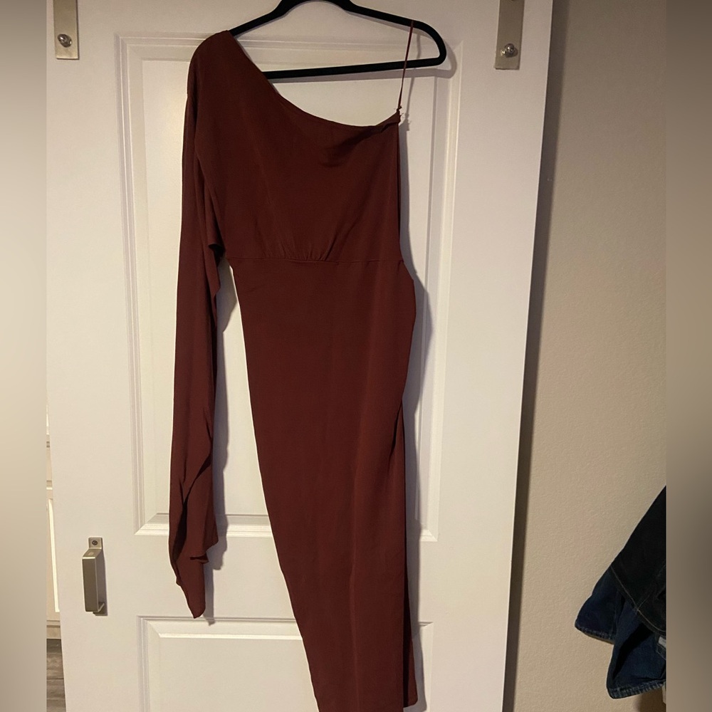 Zara one sleeved midi dress